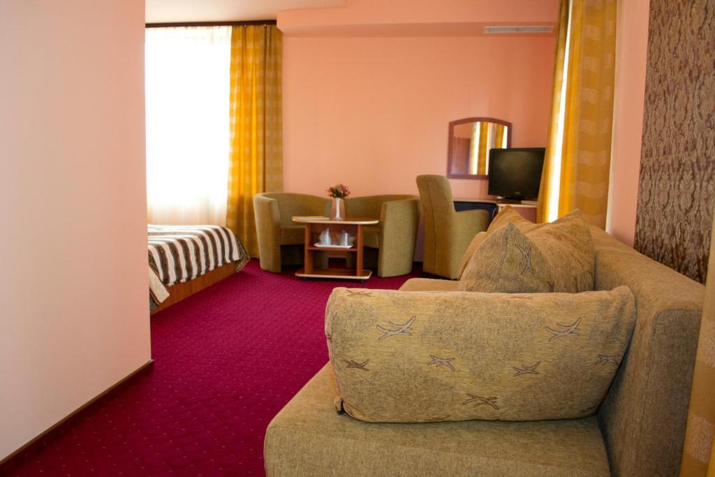 Hotel Xemar Arad Cameră foto