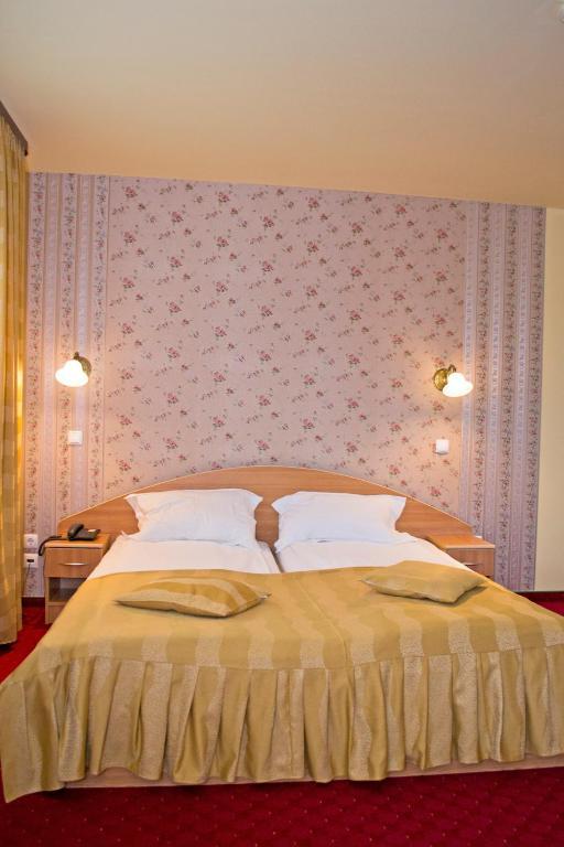Hotel Xemar Arad Cameră foto